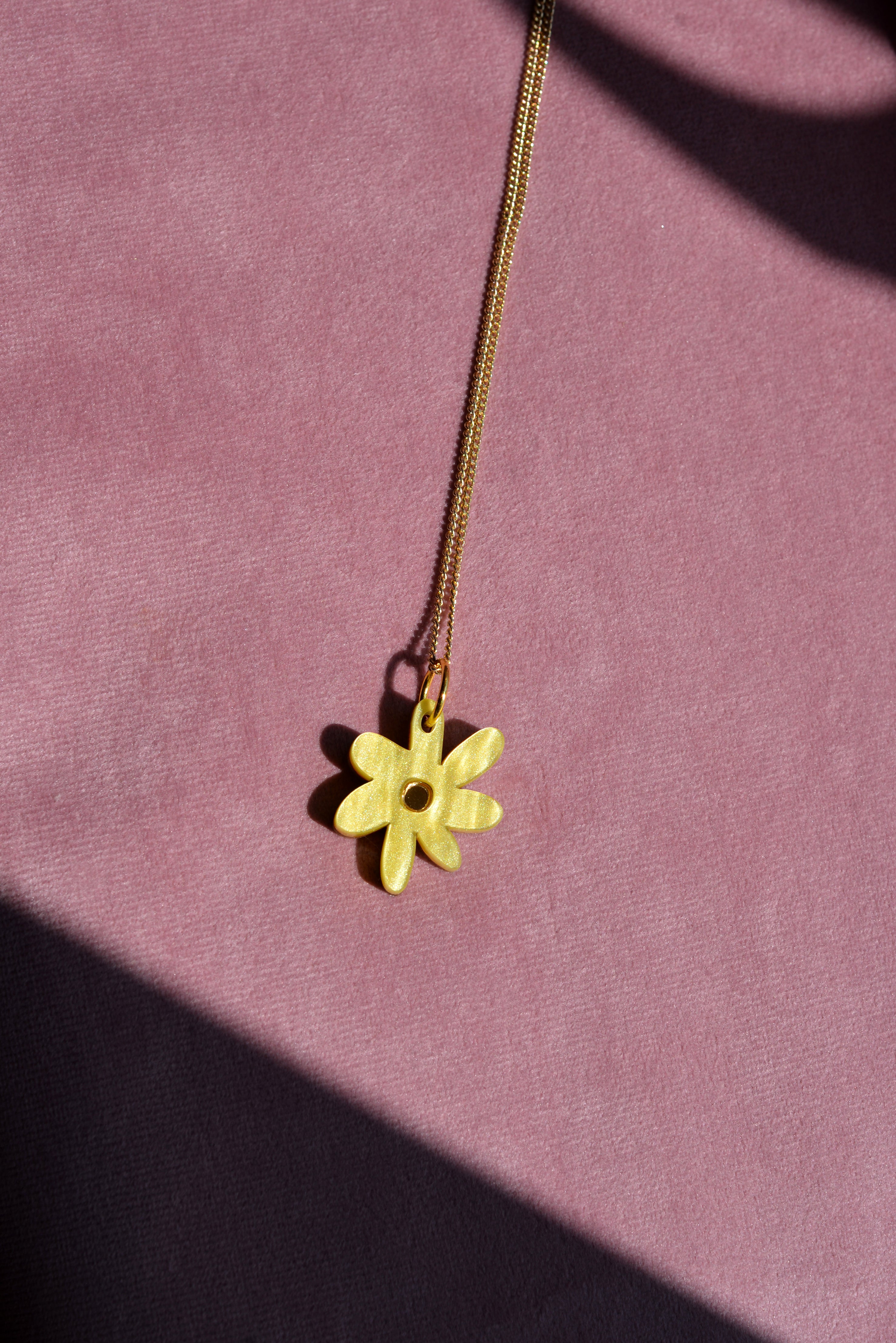 Collier Marguerite Jaune