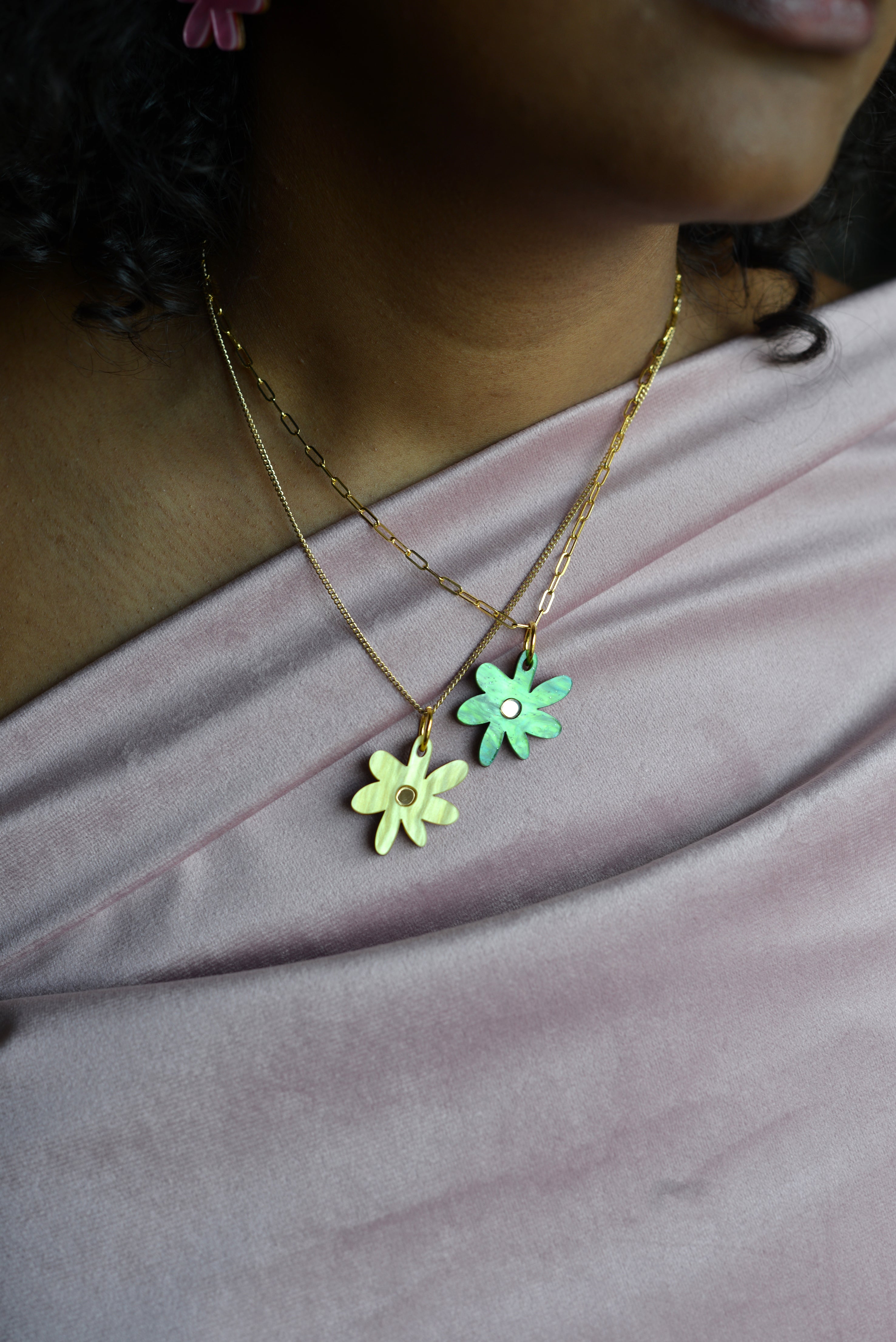 Daisy Necklace Green