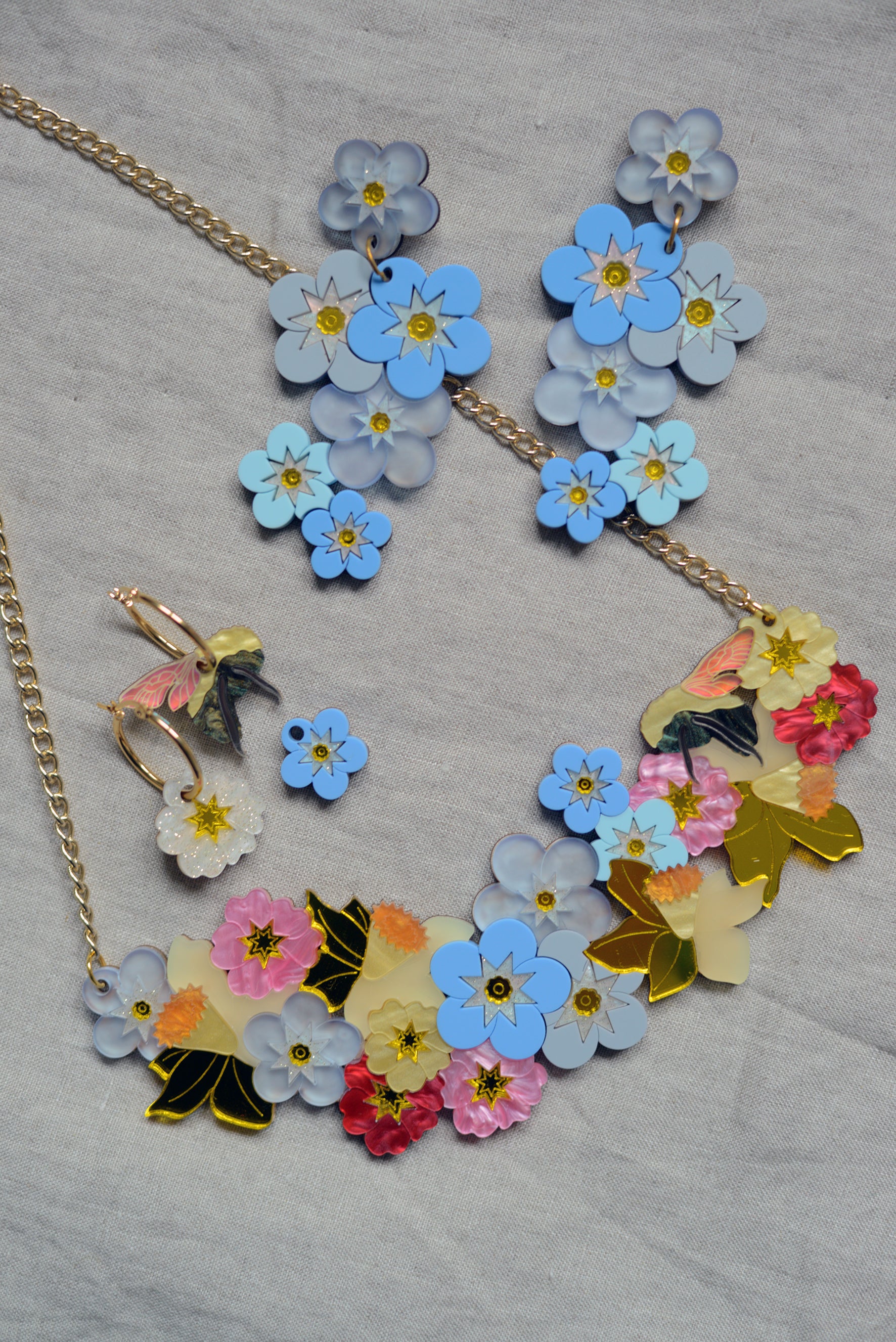 Collier de déclaration de bouquet de printemps