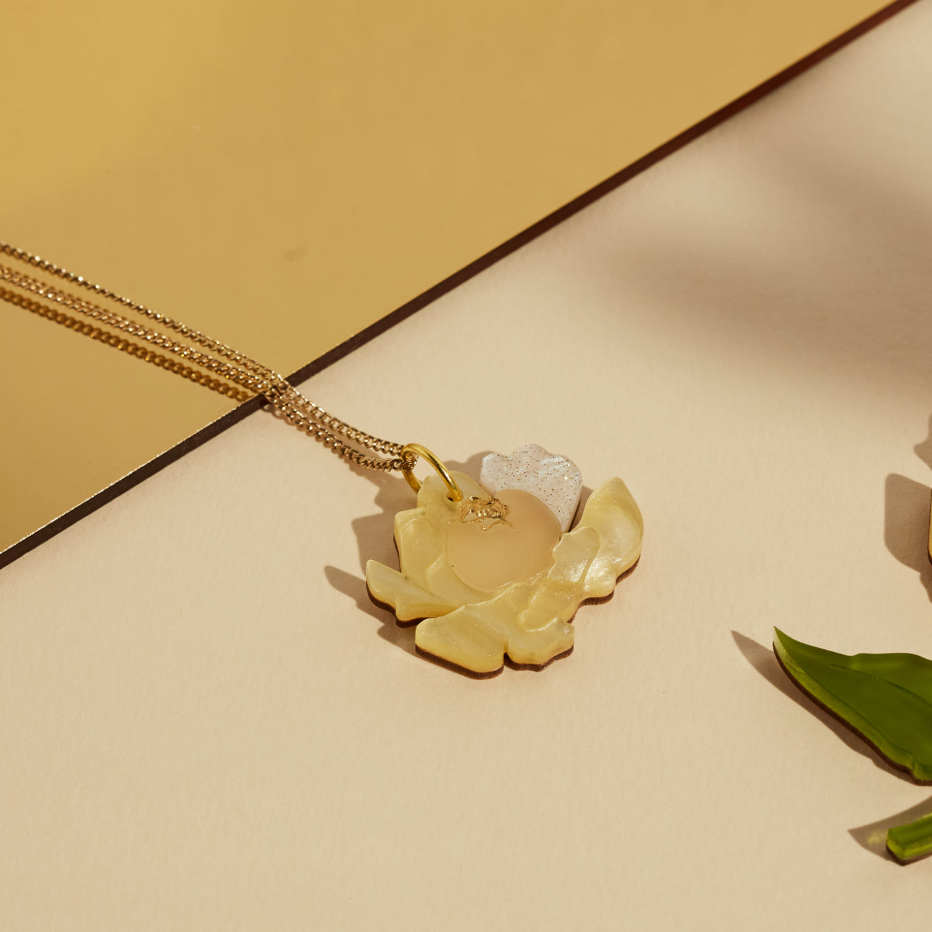 Peony Mini Necklace, yellow