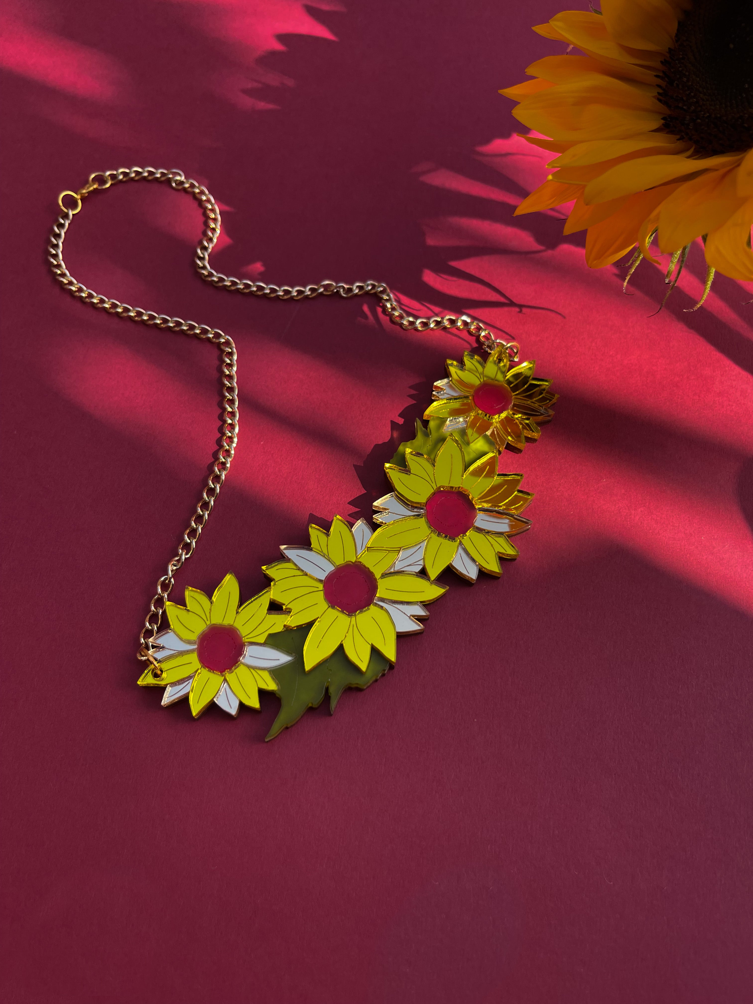 Collier de déclaration de tournesol